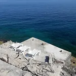 Nyaraló Secluded Fisherman's Cove Pakomina, Hvar - 22535 Gdinj